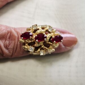 Source Unknown Gold-Tone Ring with Red Marquise Stones